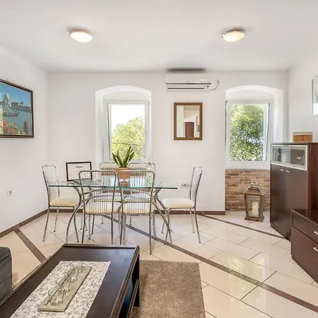 Beautiful In With Wifi Apartment *